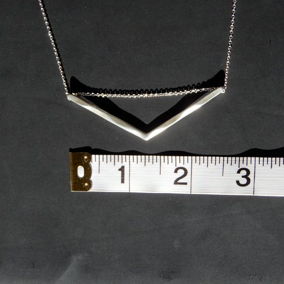 Silver Tone Necklace - Picture 3 of 5